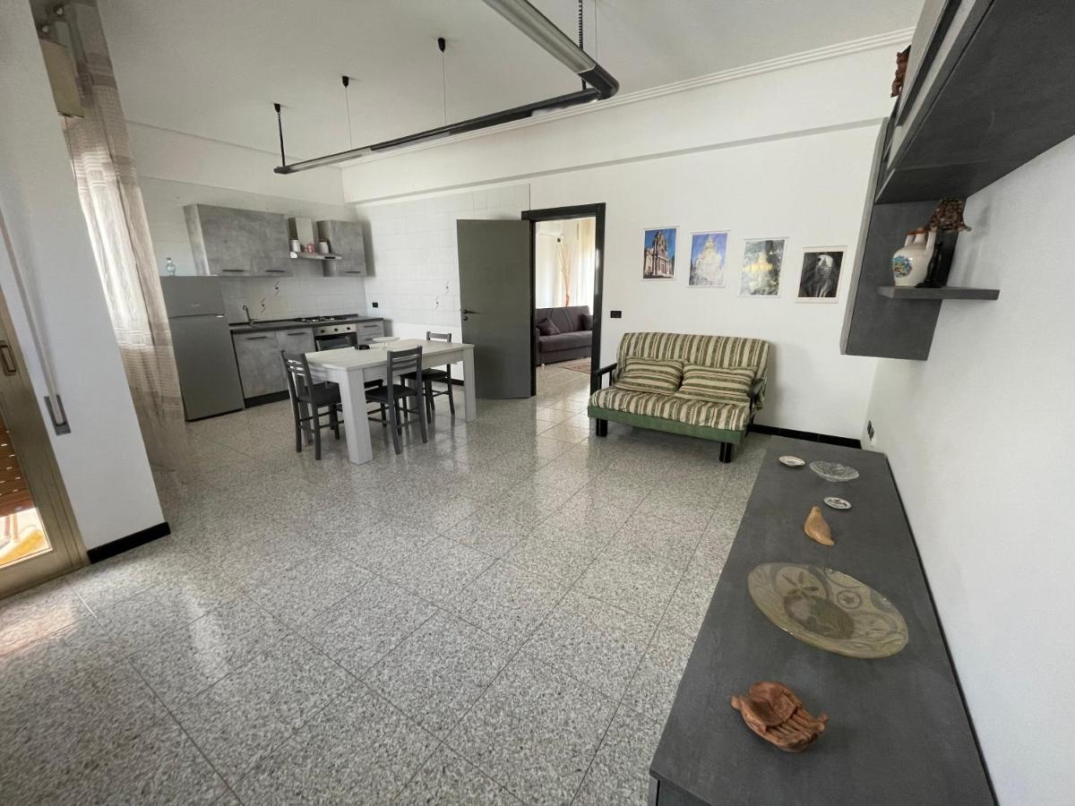 Vincenti'S House Comiso Διαμέρισμα Εξωτερικό φωτογραφία